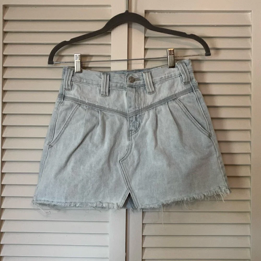 Free People We the Free denim sidecar skirt 24 0 light wash